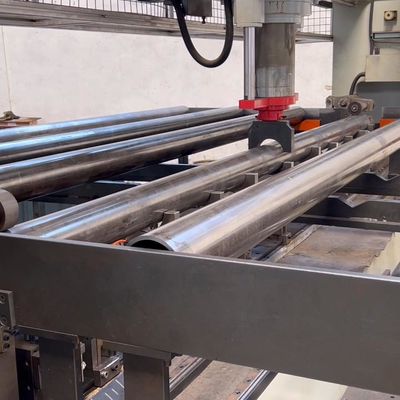 30CrMo бесшовная труба для бурения нефтяных скважин с превосходными механическими свойствами, высокой прочностью на тягу и коррозионной стойкостью